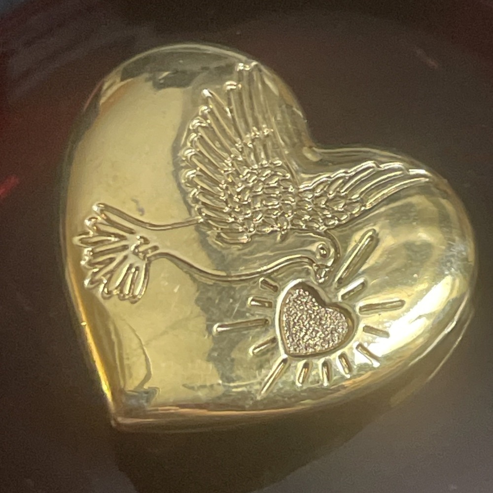 Vintage Dove Heart Brooch Variety Club Pin Gold Tone Religious Jewelry Valentine - Picture 5 of 7